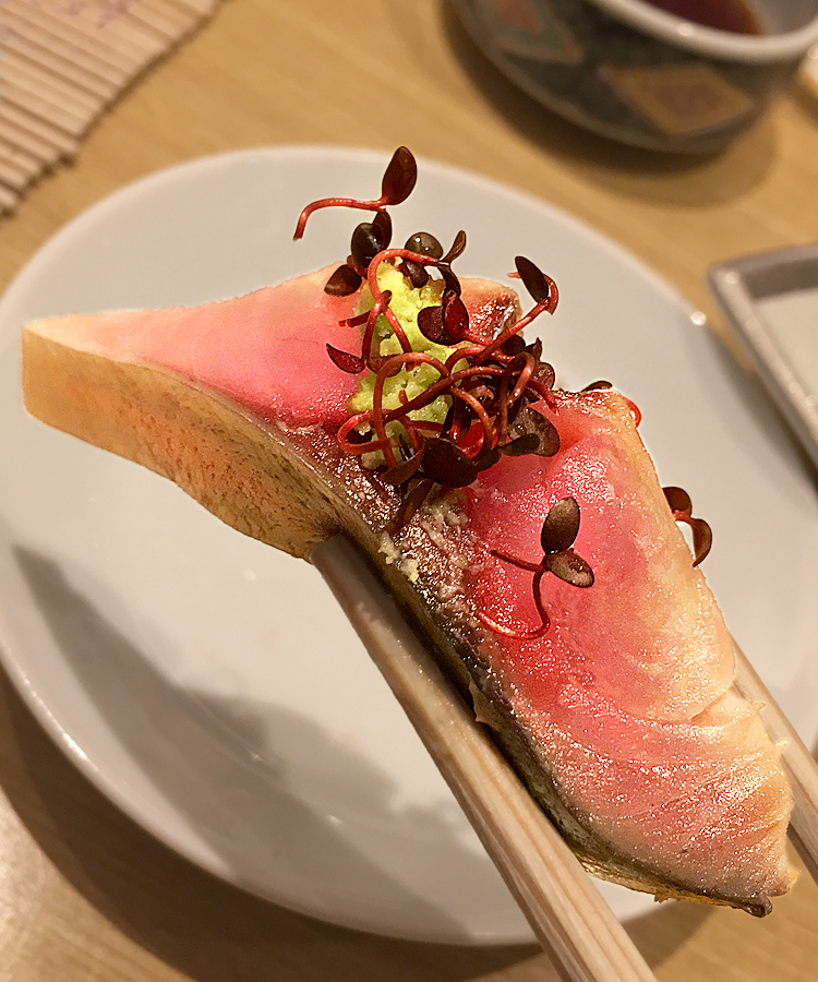 しめさばを紅たでで